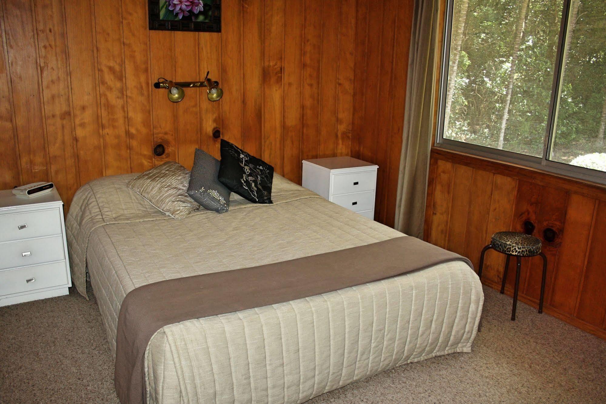 Hideaway Retreat Hotell Burnt Pine Eksteriør bilde
